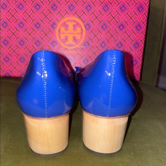 Tory Burch Aurora Pump- cobalt blue - Picture 3 of 7